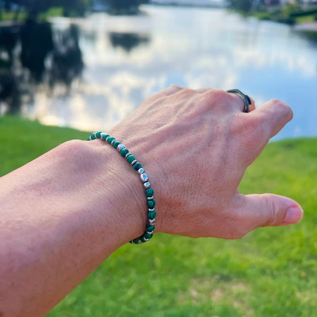 Malachite & Stainless Steel Bead Bracelet – Modern Minimal Style – | Metta Jewelry